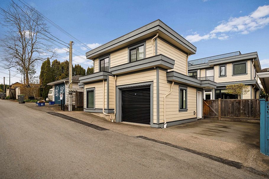 3128 Graveley Street Vancouver, BC - 37