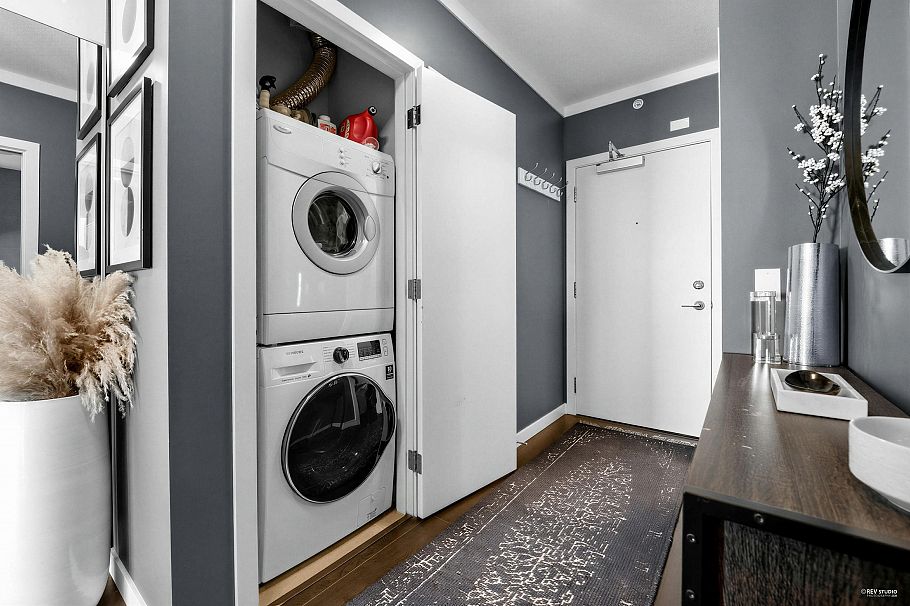 909 1708 Columbia Street Vancouver, BC - 18