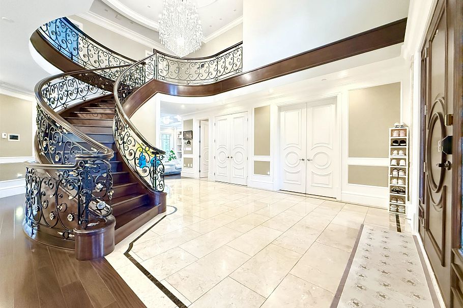 6011 Churchill Street Vancouver, BC - 8