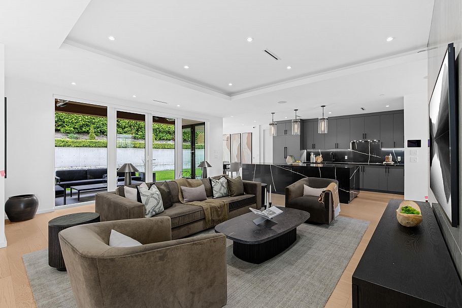 976 Melbourne Avenue North Vancouver, BC - 7