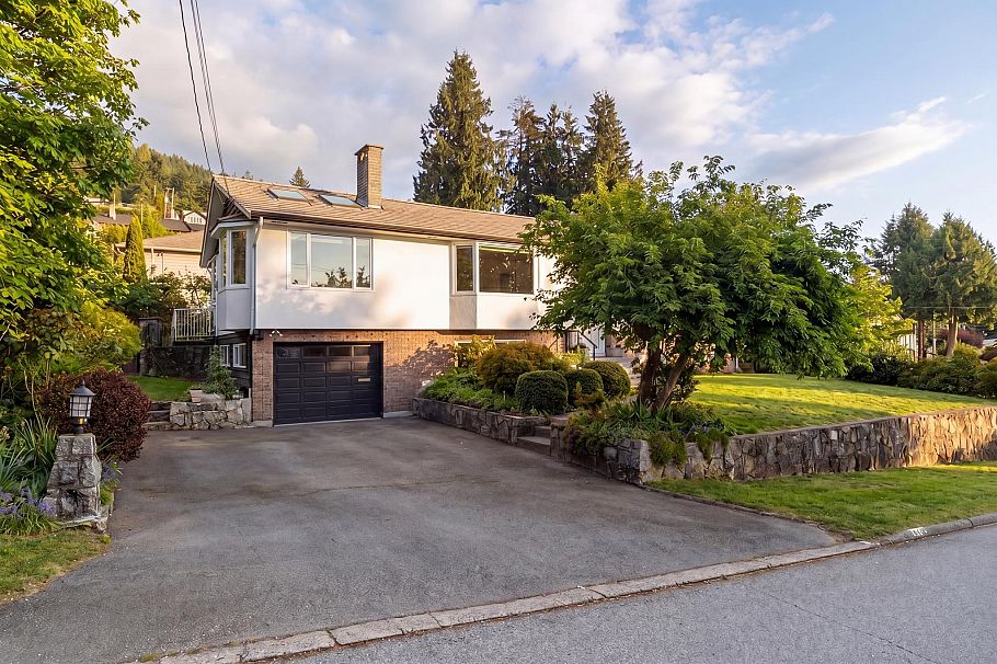 420 Monteray Avenue North Vancouver, BC - 23