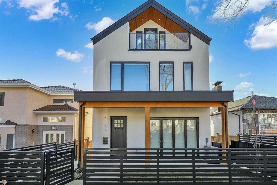 1 3558 Turner Street Vancouver, BC - 1