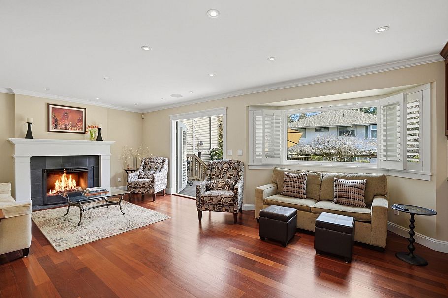 1491 Norton Court North Vancouver, BC - 2