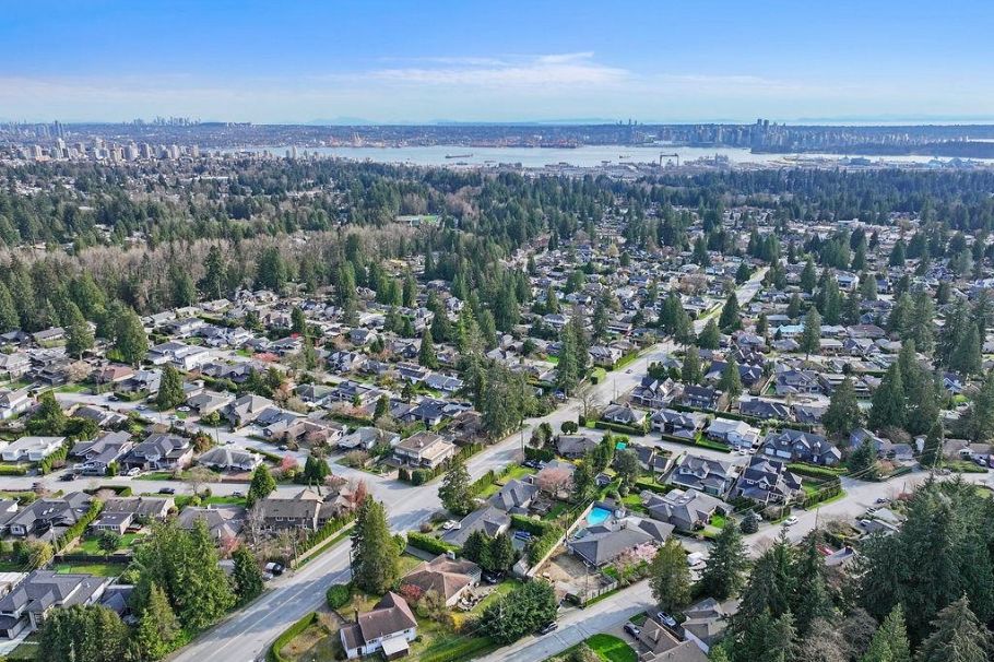 3955 Highland Boulevard North Vancouver, BC - 18