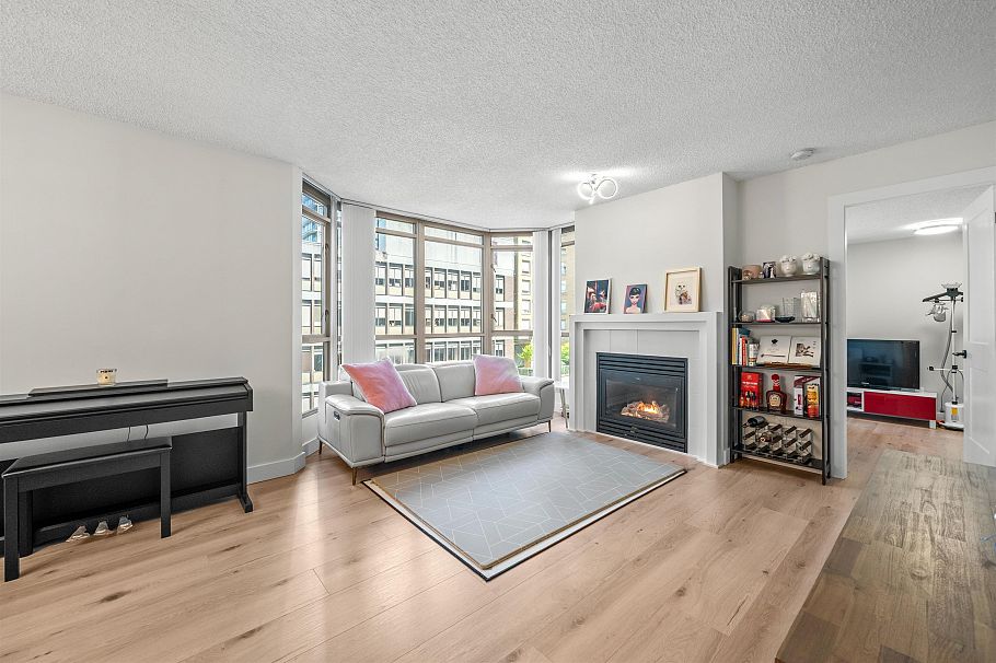 706 867 Hamilton Street Vancouver, BC - 9