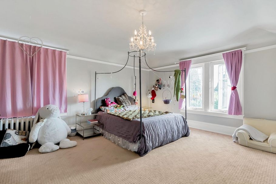 1670 W 49th Avenue Vancouver, BC - 11