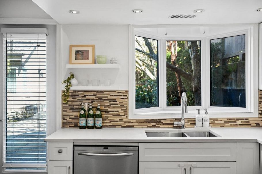 26 230 W 15th Street North Vancouver, BC - 18