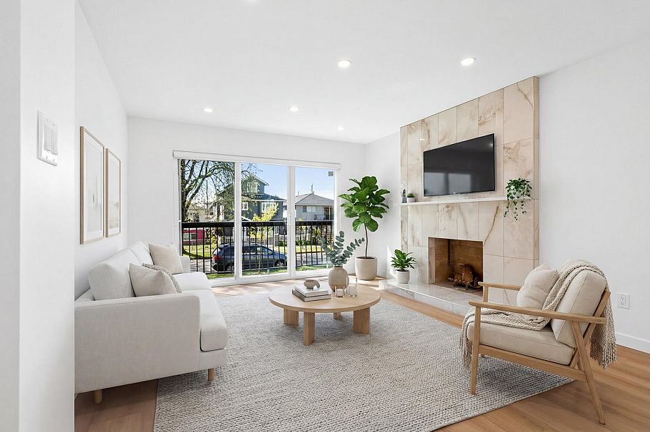 2085 Waverley Avenue Vancouver, BC - 2