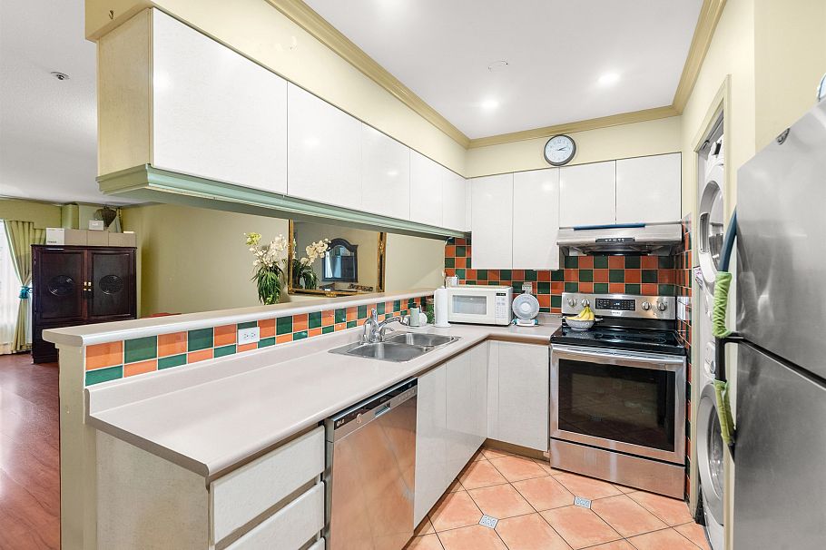 308 1823 E Georgia Street Vancouver, BC - 18