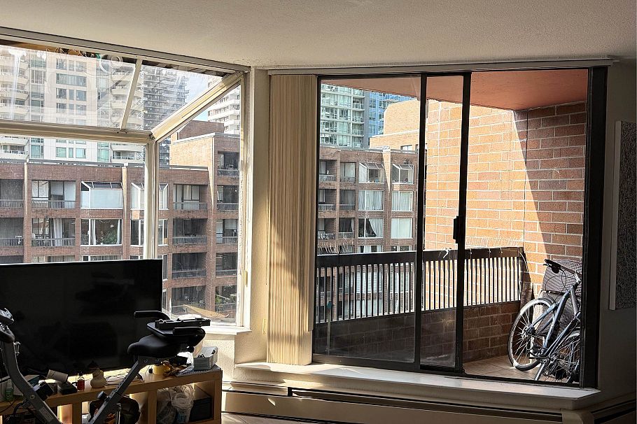 713 1333 Hornby Street Vancouver, BC - 7