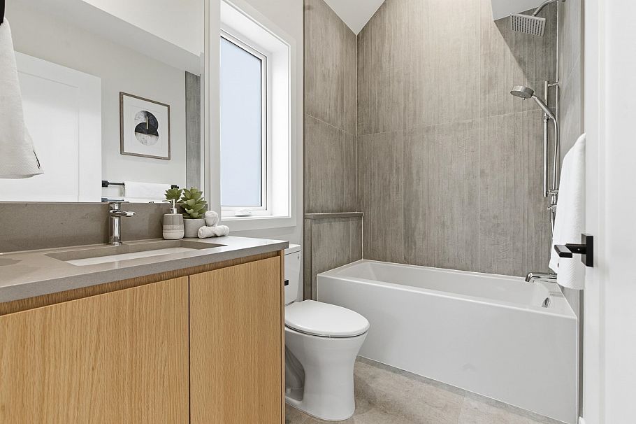 2 2091 E 20th Avenue Vancouver, BC - 19