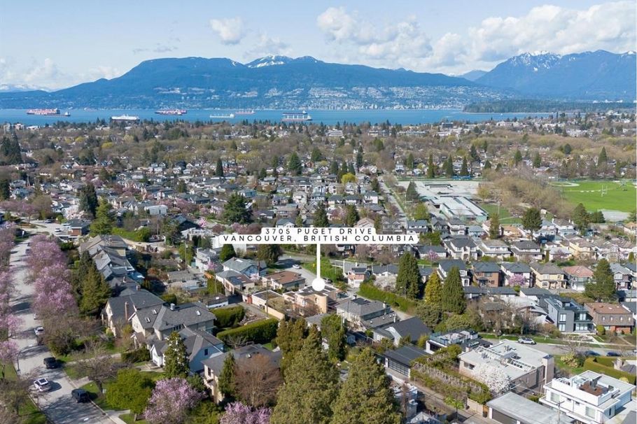 3705 Puget Drive Vancouver, BC - 32