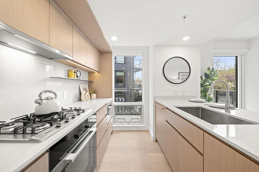 106 5212 Cambie Street Vancouver, BC - 12