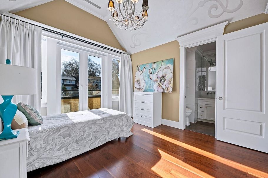 3178 W 23rd Avenue Vancouver, BC - 29