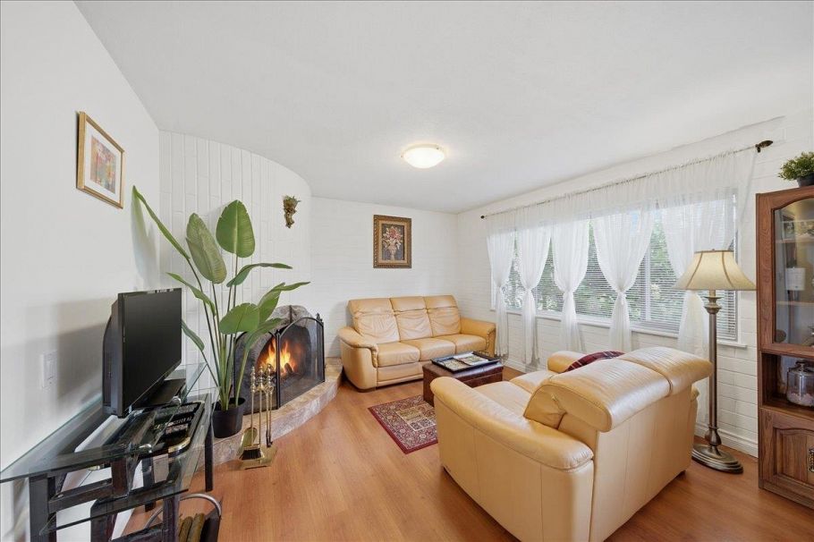 840 E 38th Avenue Vancouver, BC - 6