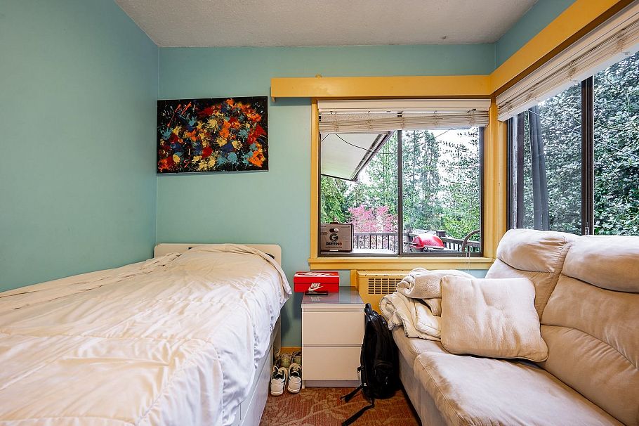 1440 Mountain Highway North Vancouver, BC - 21