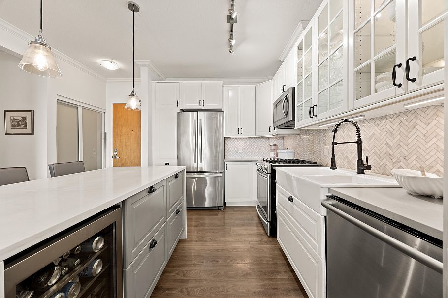 307 530 Raven Woods Drive North Vancouver, BC - 6