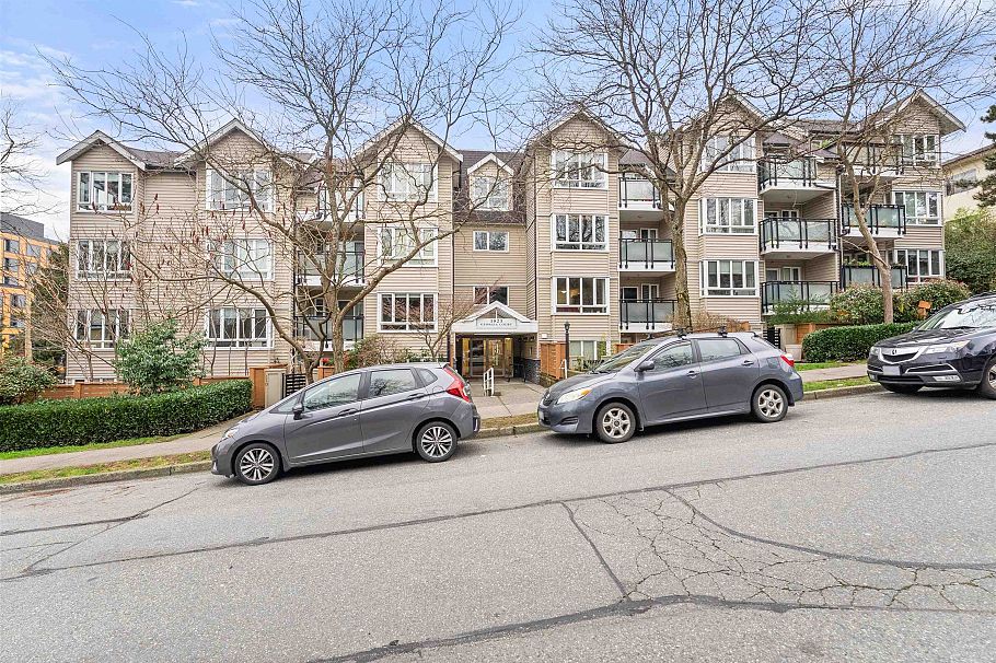 308 1823 E Georgia Street Vancouver, BC - 1