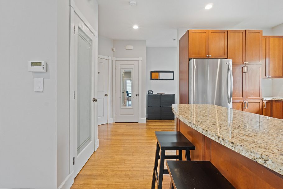 4103 Inverness Street Vancouver, BC - 3