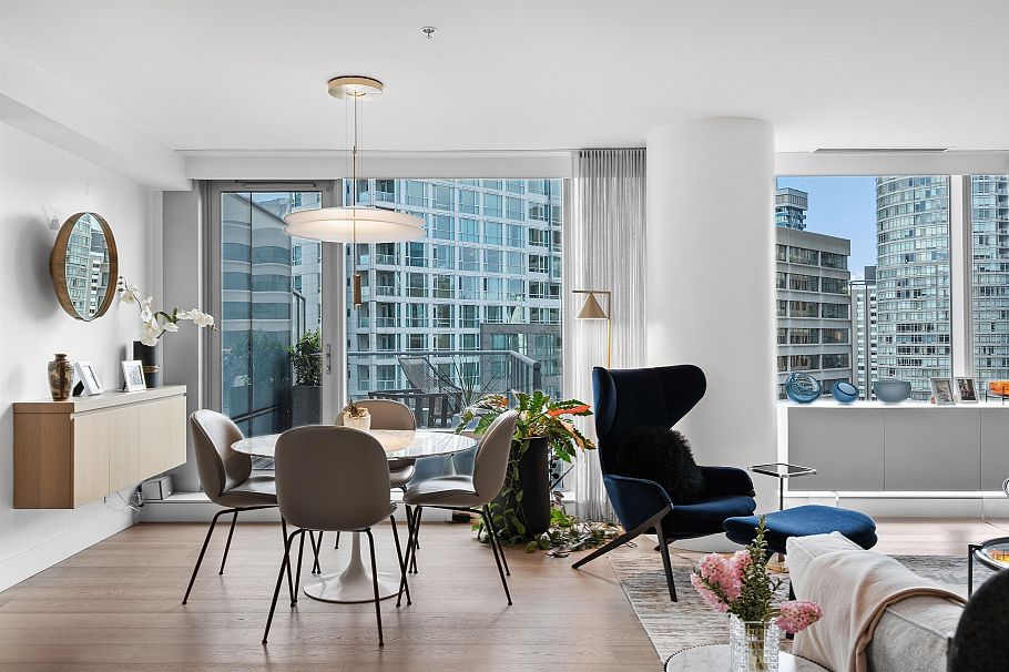 1701 1111 Alberni Street Vancouver, BC - 4