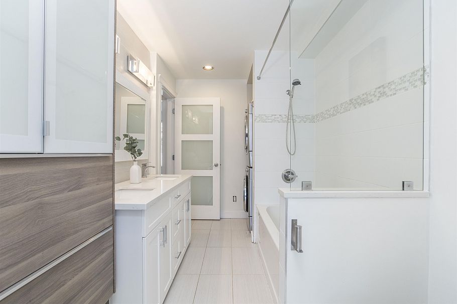 2836 E Kent Avenue South Vancouver, BC - 23