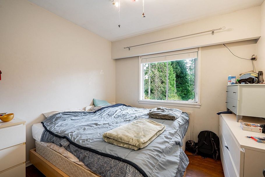 1440 Mountain Highway North Vancouver, BC - 22