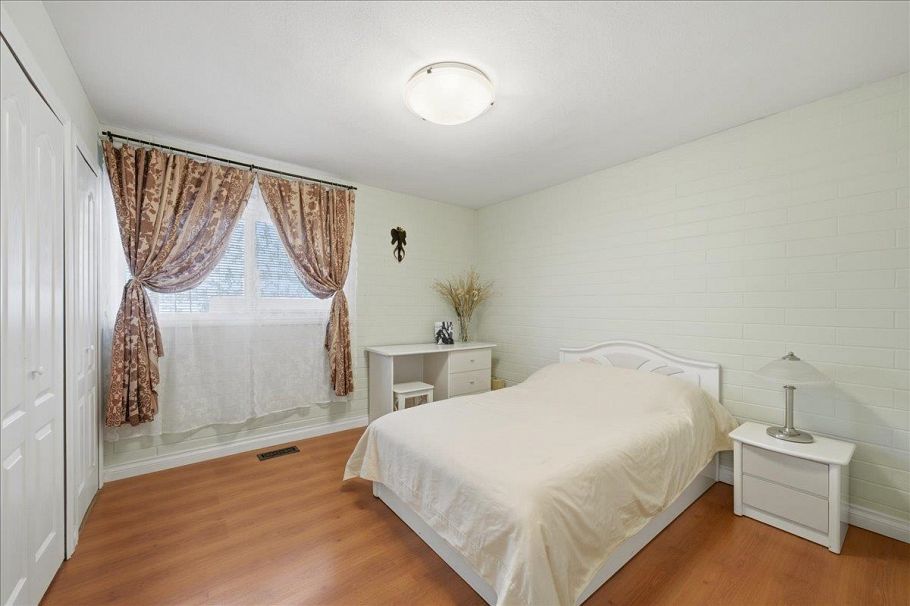 840 E 38th Avenue Vancouver, BC - 14