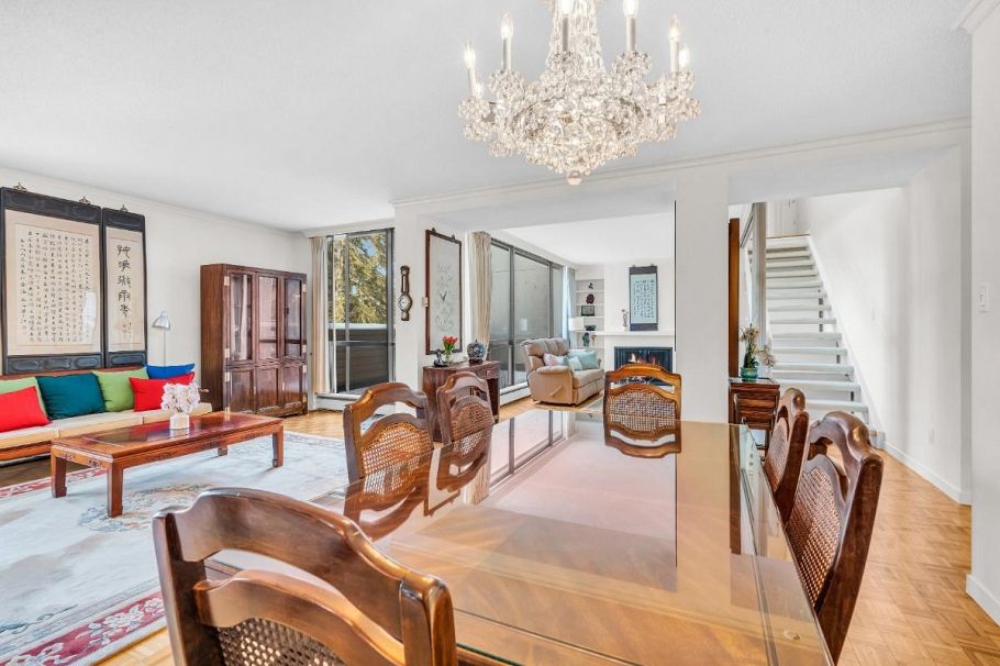 512 4900 Cartier Street Vancouver, BC - 4