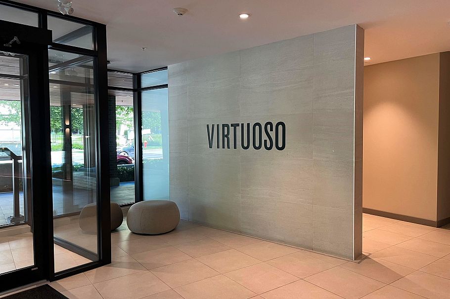 PH9 3581 Ross Drive Vancouver, BC - 21