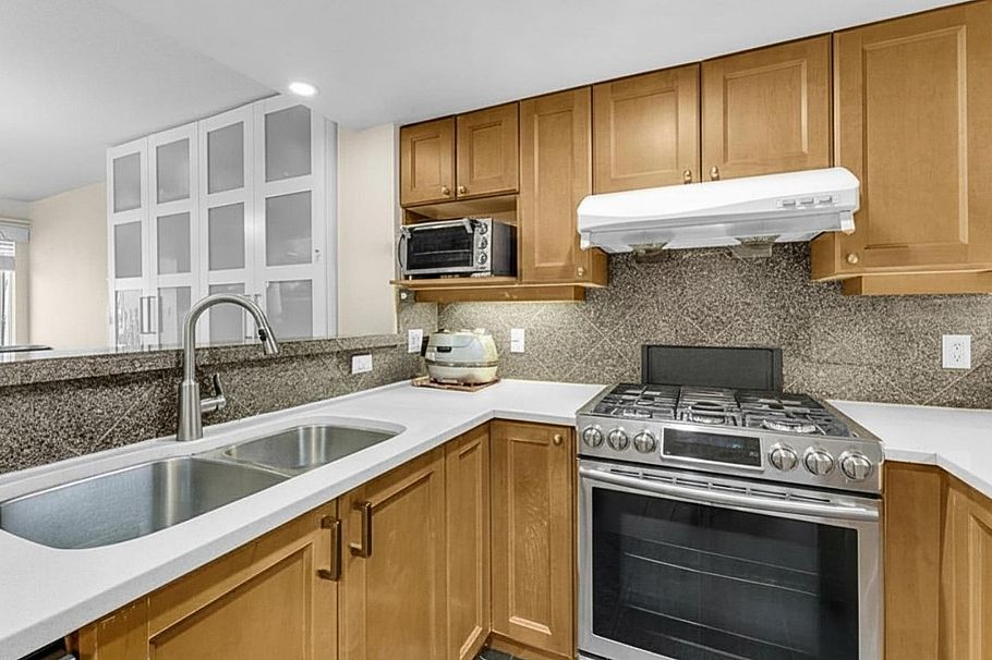 206 2071 W 42nd Avenue Vancouver, BC - 12