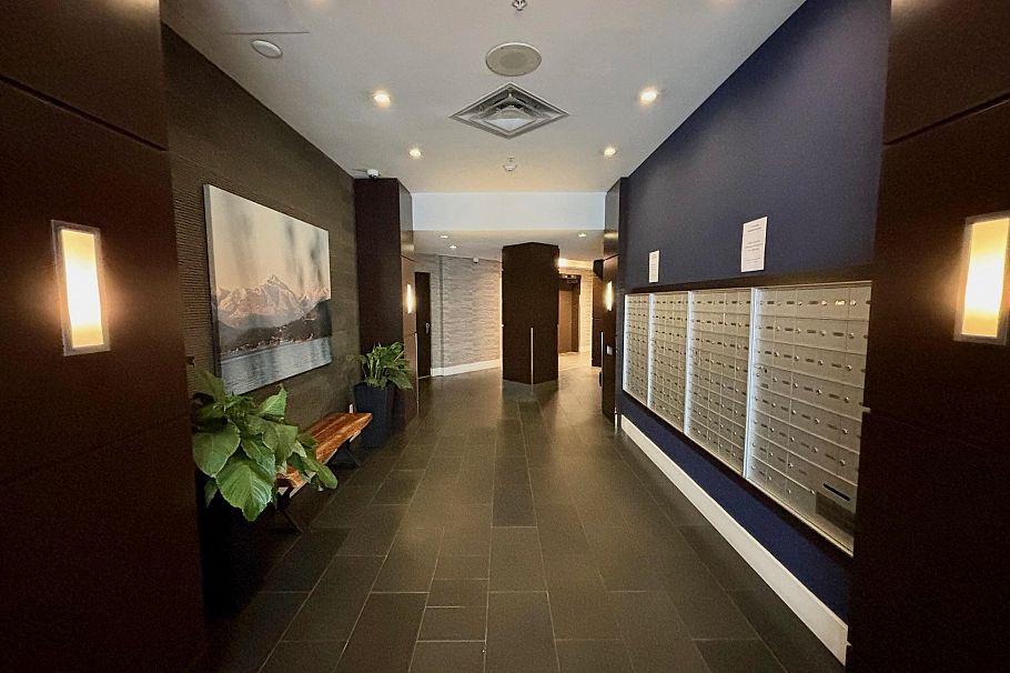 809 1212 Howe Street Vancouver, BC - 16