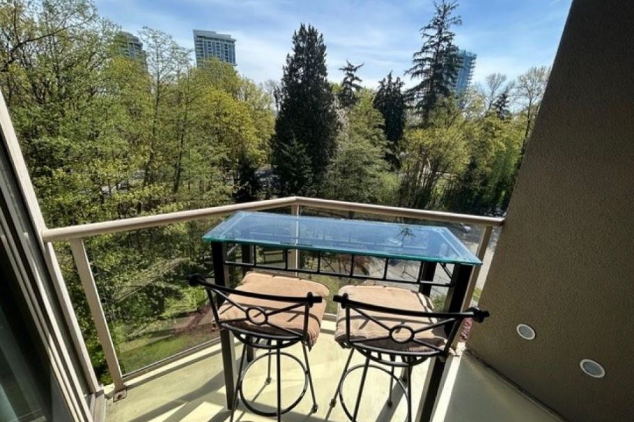 810 1327 E Keith Road North Vancouver, BC - 6