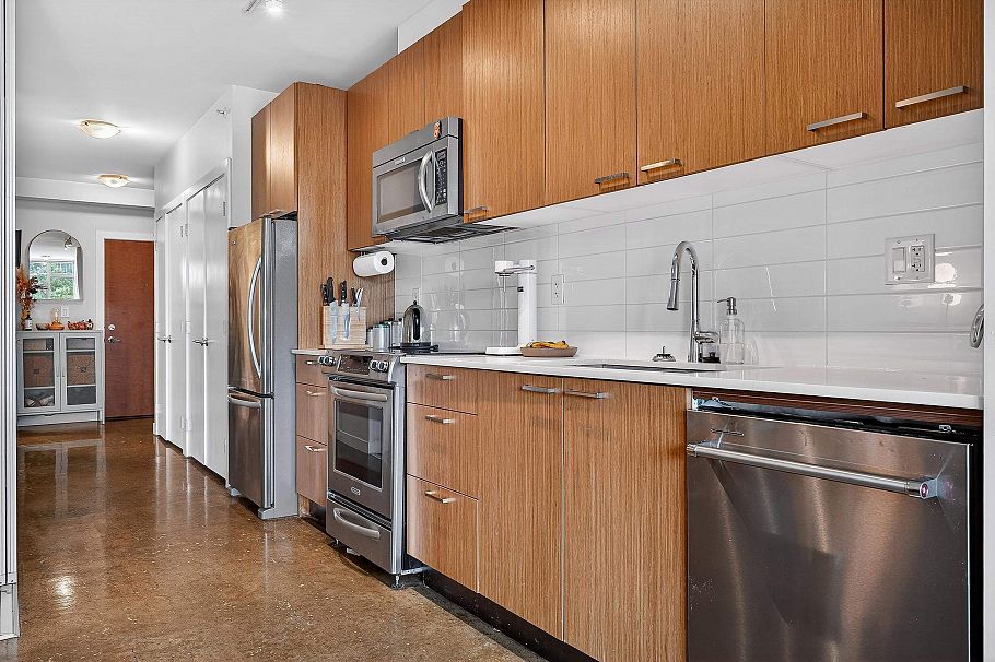 417 221 Union Street Vancouver, BC - 10