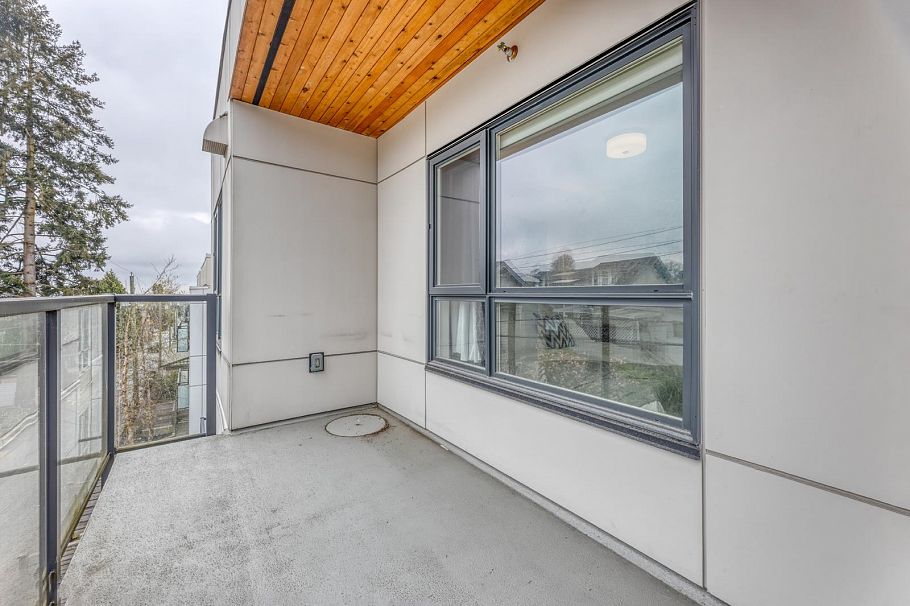 324 7828 Granville Street Vancouver, BC - 13