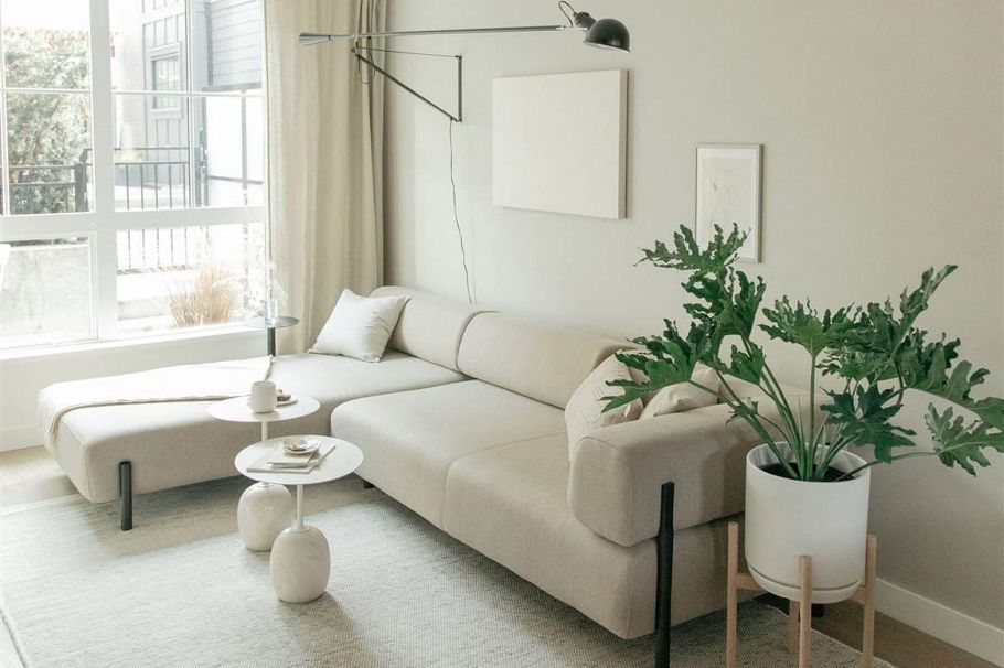 7893 Oak Street Vancouver, BC - 2