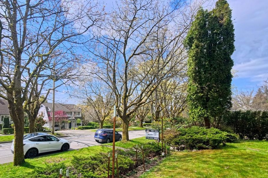 3425 W 33rd Avenue Vancouver, BC - 38