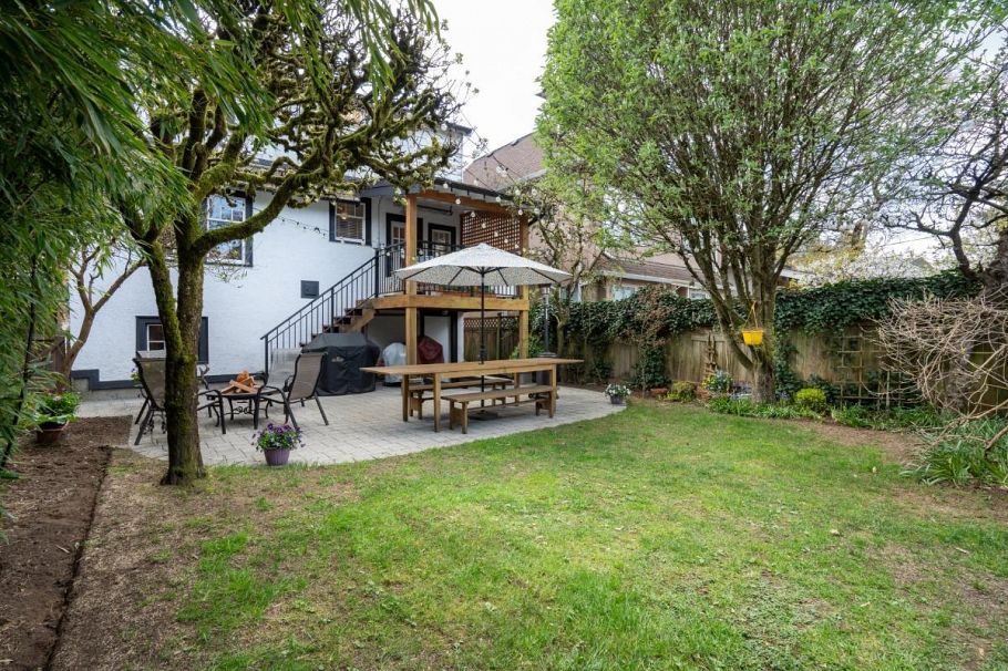 3771 W 31st Avenue Vancouver, BC - 28