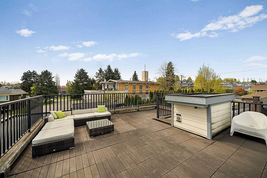 3128 Graveley Street Vancouver, BC - 22