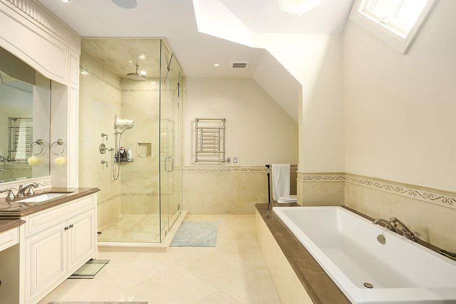 1316 Connaught Drive Vancouver, BC - 25