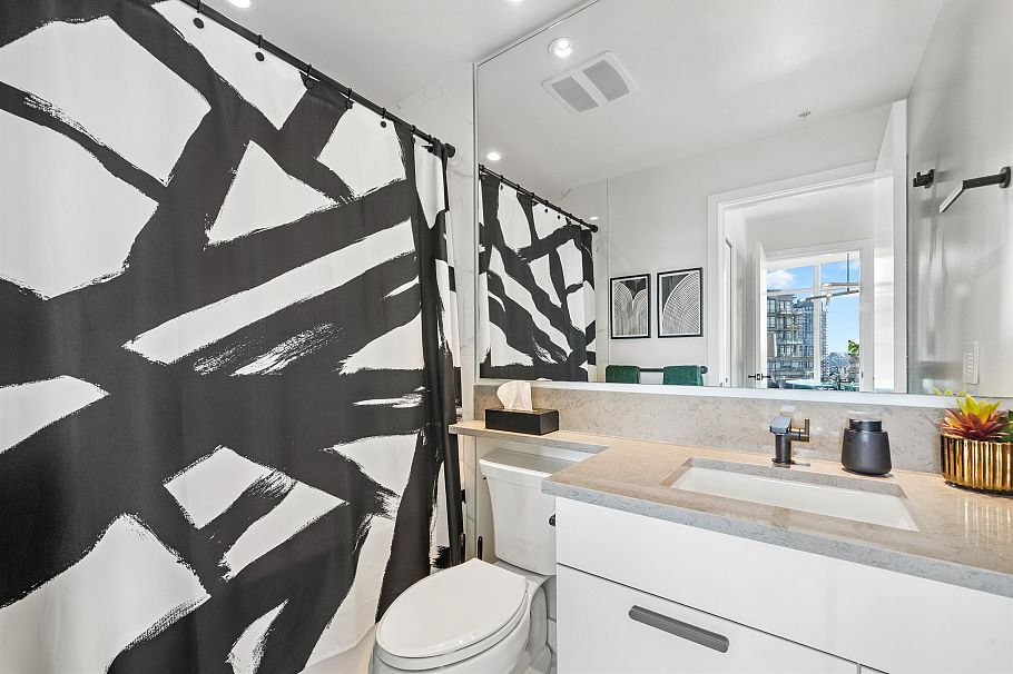 2110 1788 Gilmore Avenue Burnaby, BC - 24