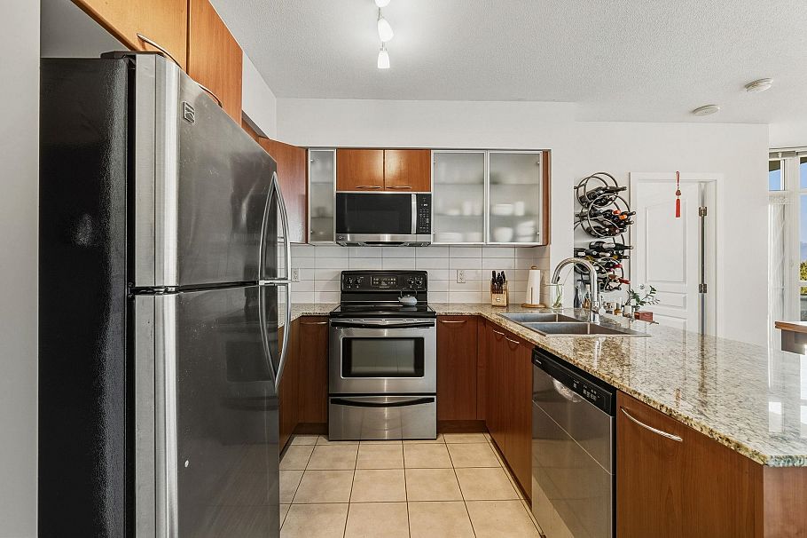 751 1483 E King Edward Avenue Vancouver, BC - 10