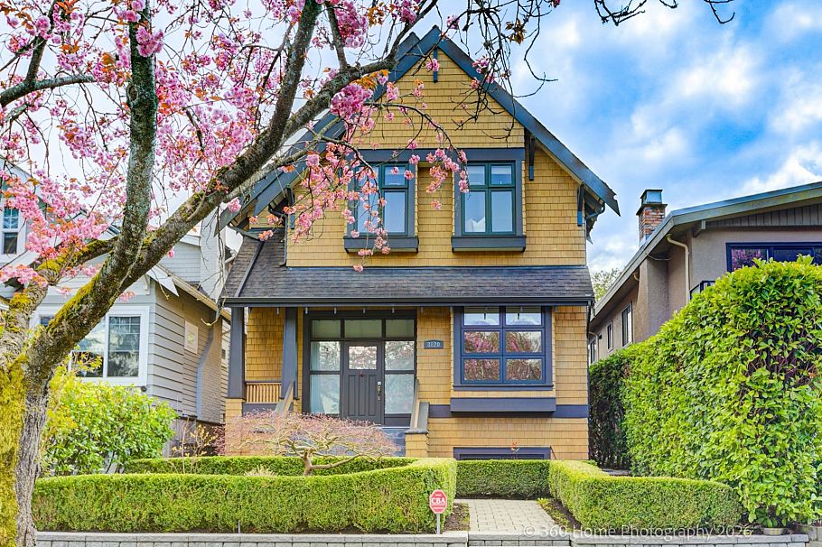 3820 W 21st Avenue Vancouver, BC - 1