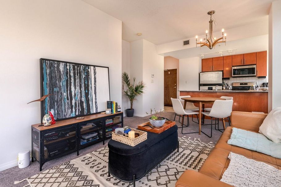 401 138 E Esplanade North Vancouver, BC - 5