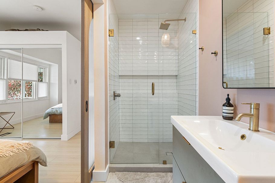 737-745 St. Andrews Avenue North Vancouver, BC - 32