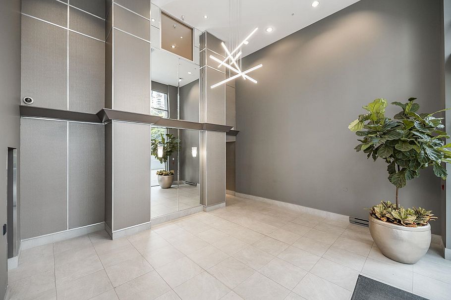 502 928 Richards Street Vancouver, BC - 27