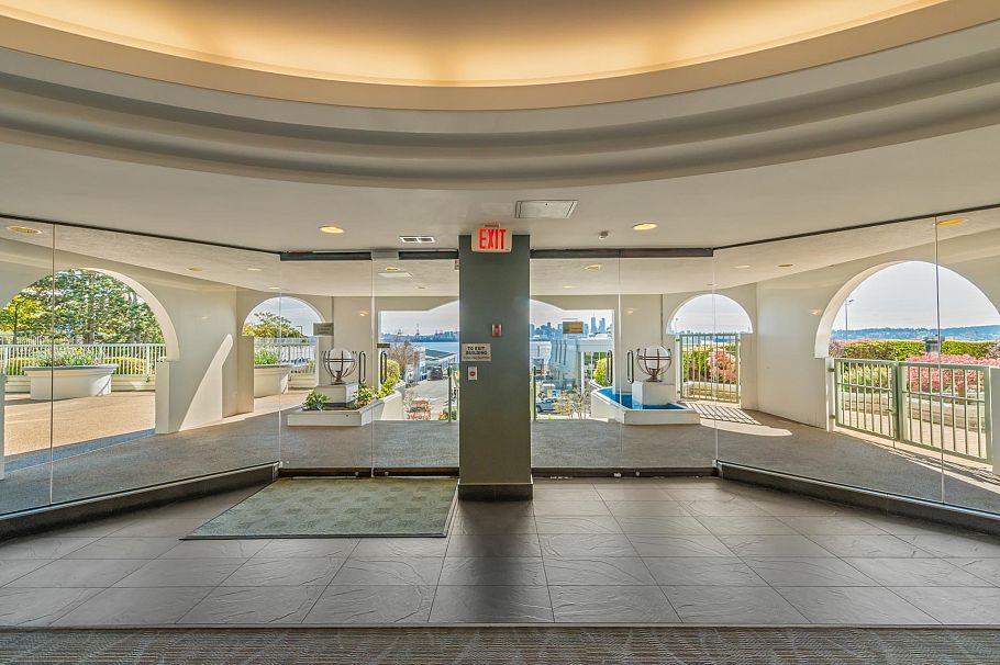 302 168 Chadwick Court North Vancouver, BC - 31