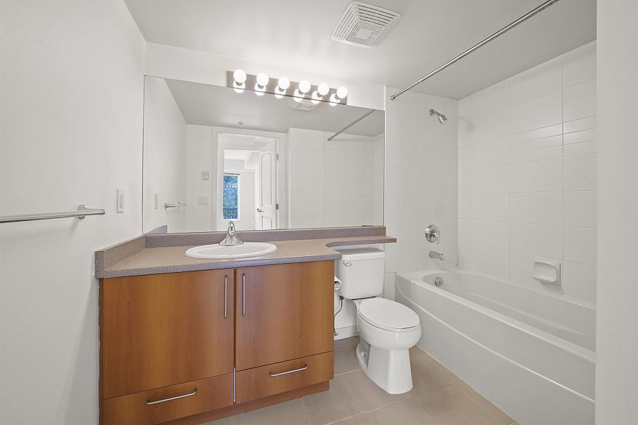 301 3575 Euclid Avenue Vancouver, BC - 24