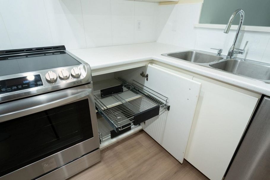 310 1177 Hornby Street Vancouver, BC - 6