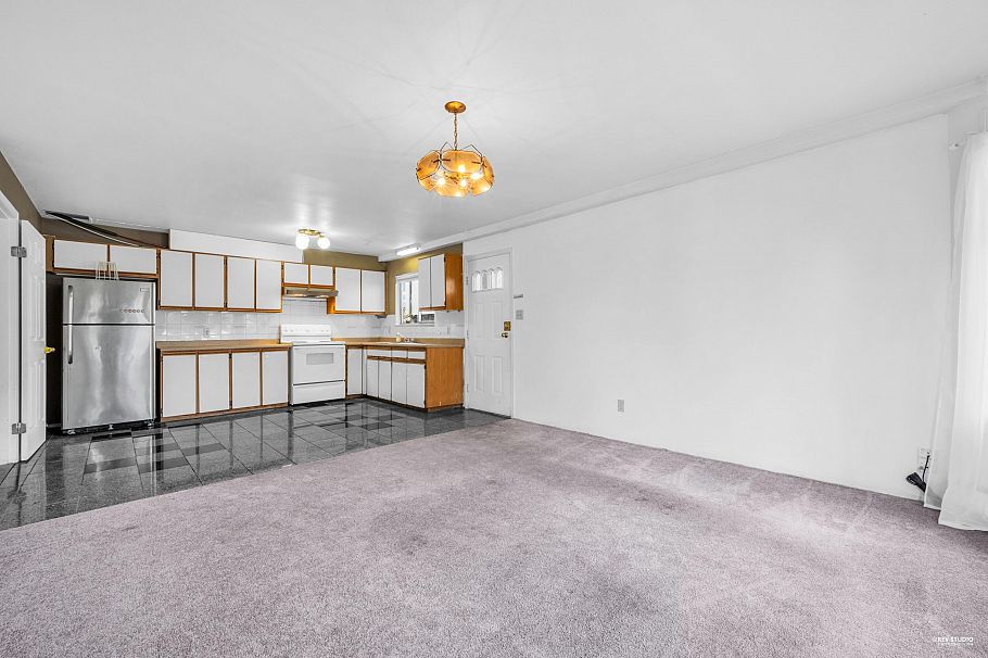 3088 School Avenue Vancouver, BC - 28