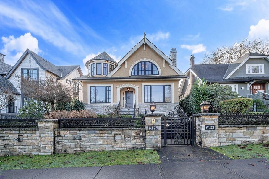 3178 W 23rd Avenue Vancouver, BC - 1